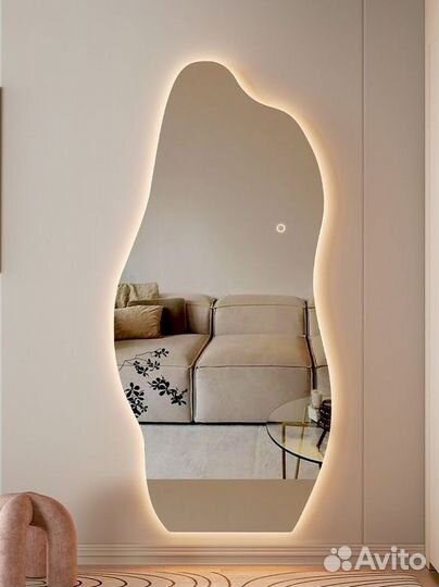 Зеркало с парящей подсветкой