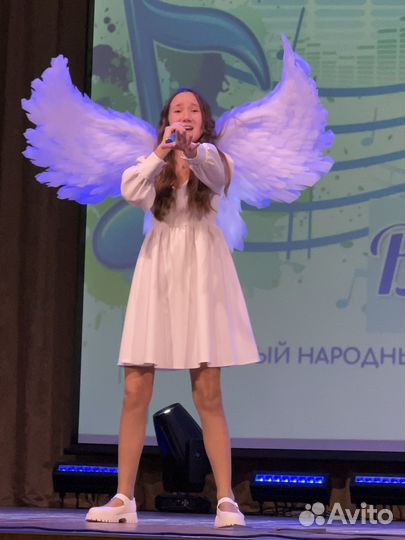 Белые крылья ангела