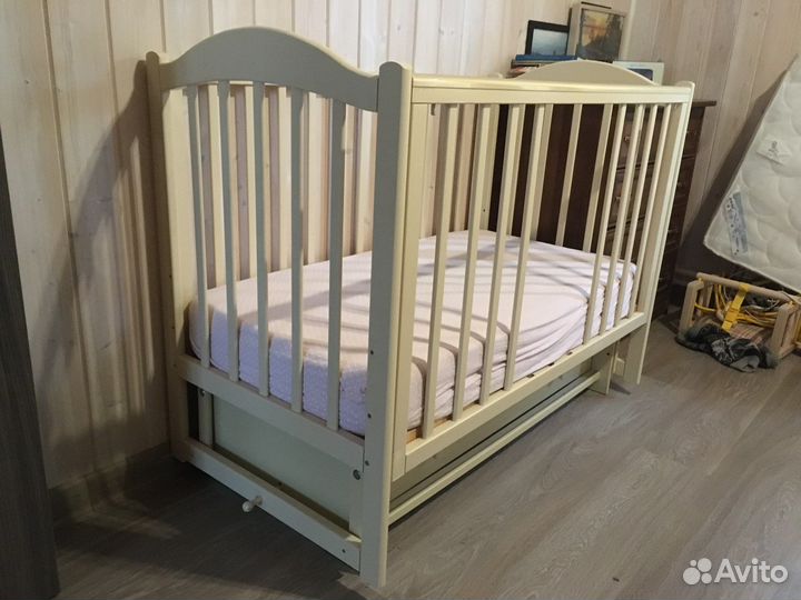 Кровать лель маятник