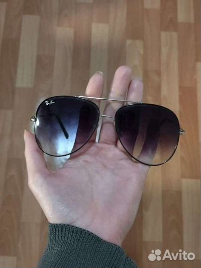 Солнцезащитные очки ray ban