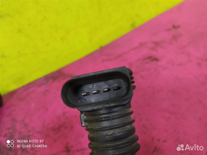Катушка зажигания Audi A4 B5 A6 C5 1,8 06B905115R