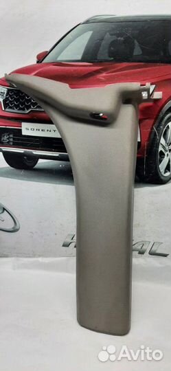 Обшивка центральной стойки левая Kia Carnival