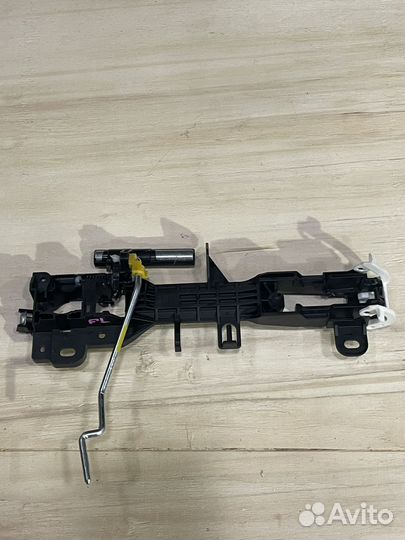 Кронштейн ручки двери передней левой Lexus RX450h