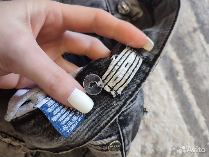 Джинсы 2шт+кофты 2шт на мальчика 5-6 лет