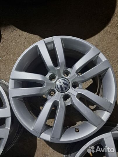 Диски оригинал Volkswagen р16 5/112