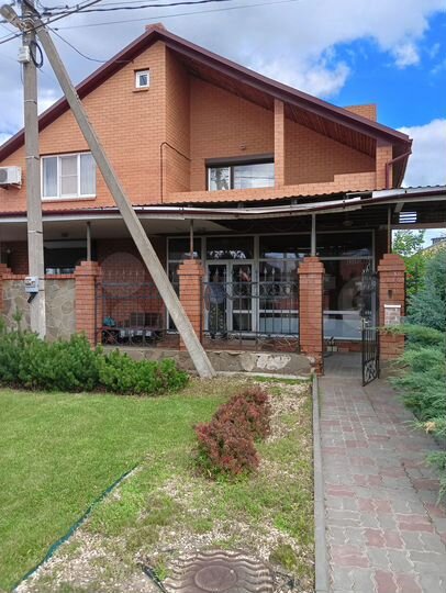 Коттедж 405,7 м² на участке 13,3 сот.