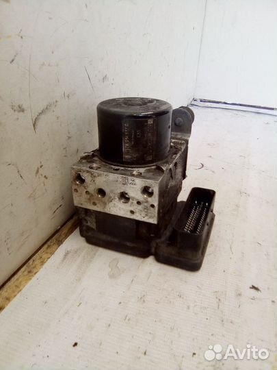 Блок ABS (насос) Volkswagen Touareg