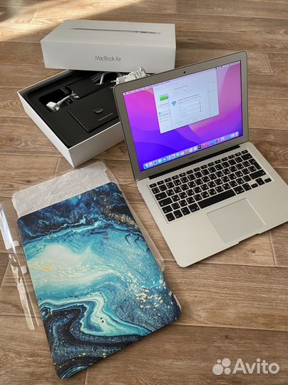 Apple MacBook Air 13 2017-2019 отличные