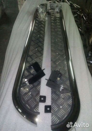 Пороги на авто труба с листом из нержавеющей стали