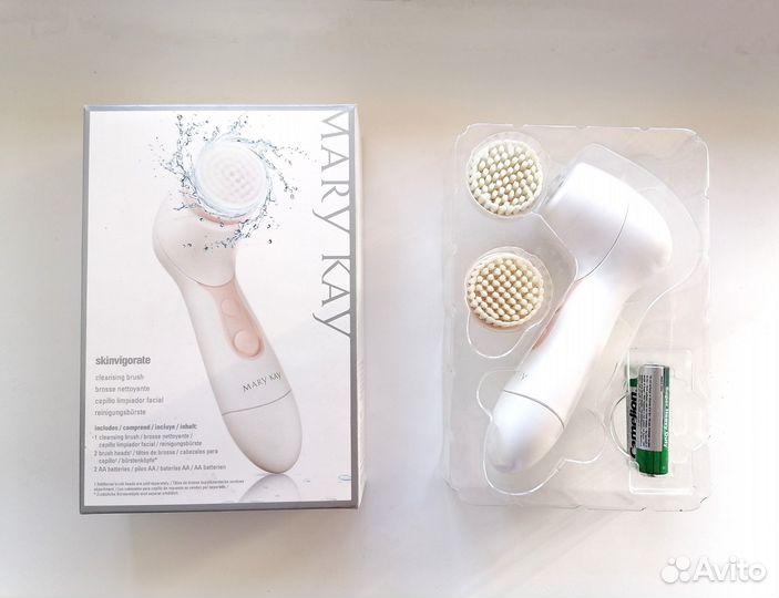 Щетка для очищения кожи лица Mary Kay