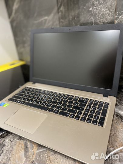 Ноутбук asus бу