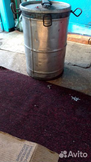 Емкость из пищевой нержавейки