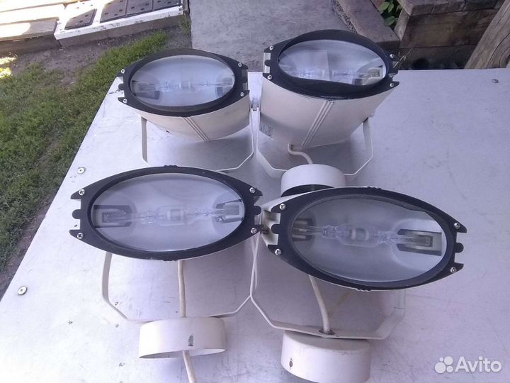 Продам светильники