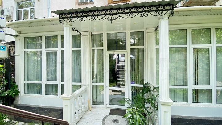 3-к. квартира, 88,5 м², 1/3 эт.