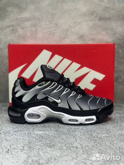 Кроссовки Nike AIR max TN plus