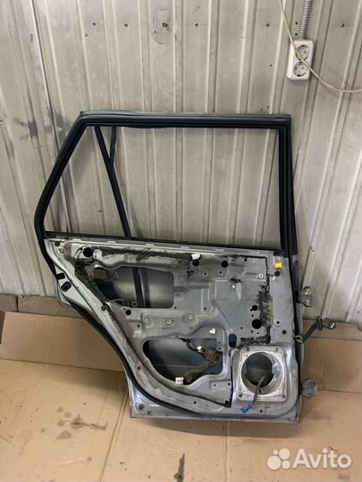 Дверь RL mitsubishi legnum EA1W