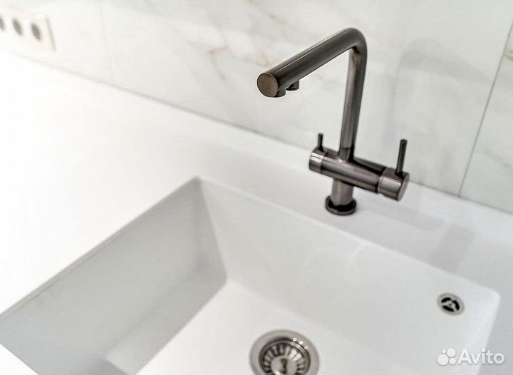 Кухонный гарнитур в стиле модерн