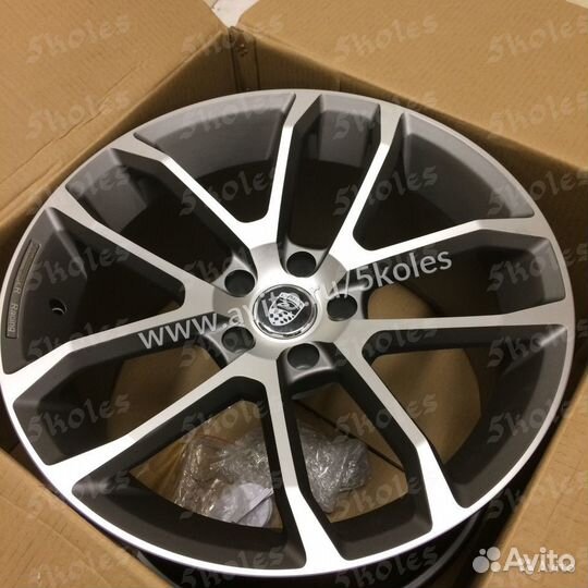 Новый комплект дисков BMW G05 X6 R21