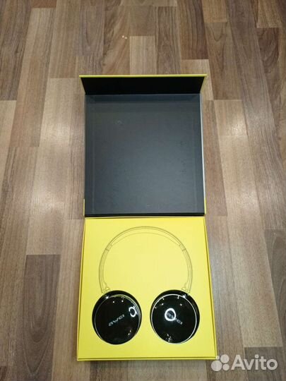 Беспроводные наушники