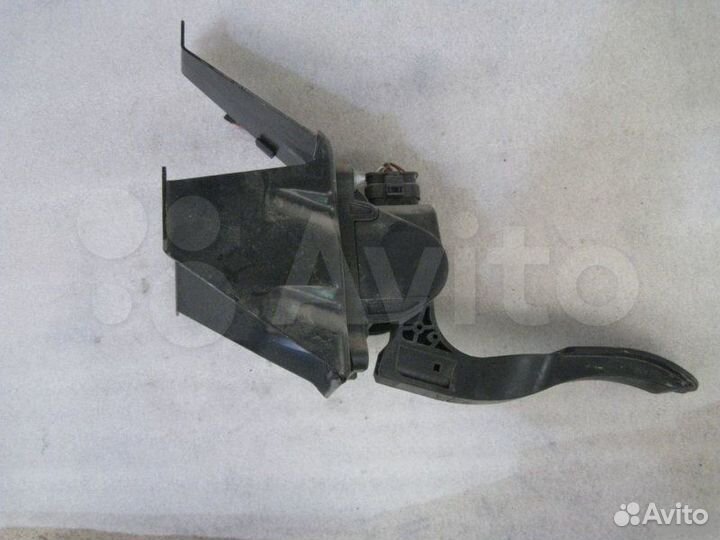 Педаль газа VW Crafter, Mercedes Sprinter 906