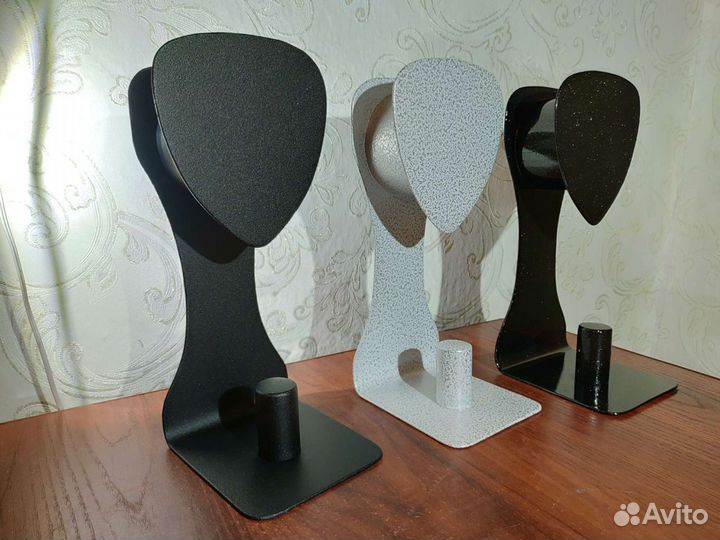 Держатель наушников