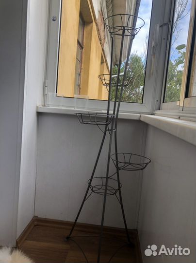 Подставка для цветов