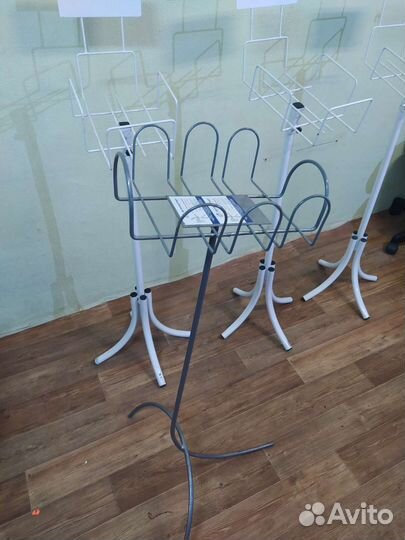 Стойки для листовок