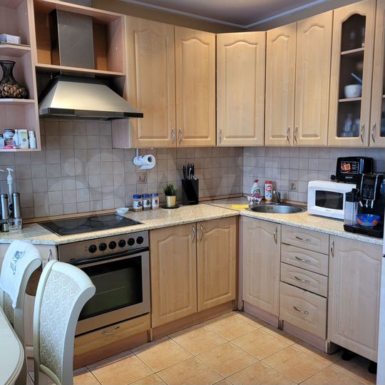 3-к. квартира, 63 м², 3/9 эт.