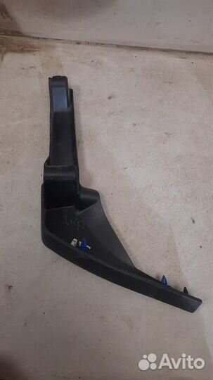 Брызговик передний левый