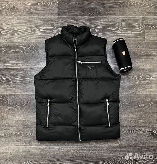 Жилетка мужская prada