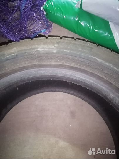 Pirelli Winter Sottozero 235/55 R17 99H