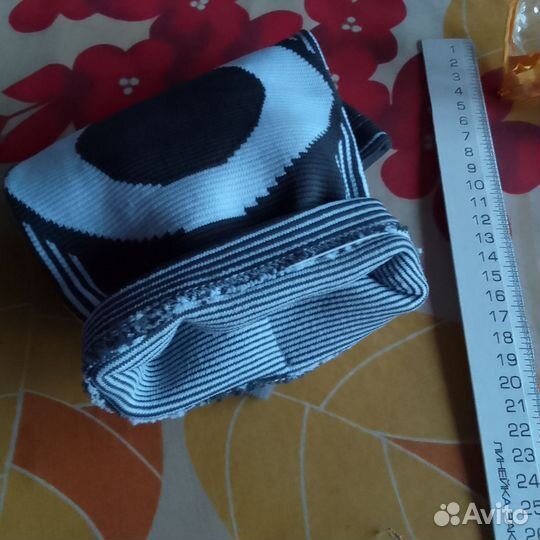 Наколенник спортивный