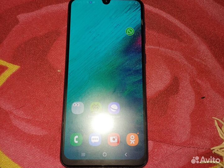 Samsung Galaxy A50, 4/64 ГБ