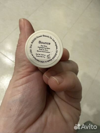 Кремовый хайлайтер merit