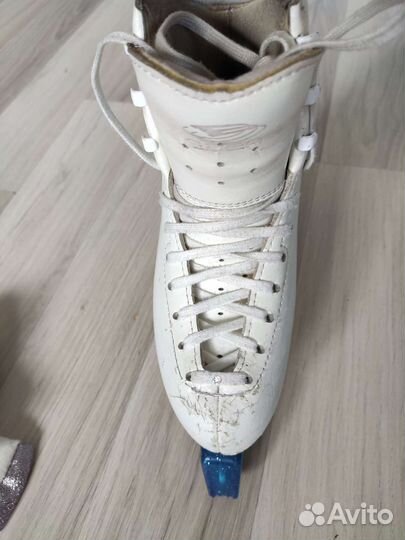 Фигурные коньки edea overture 215