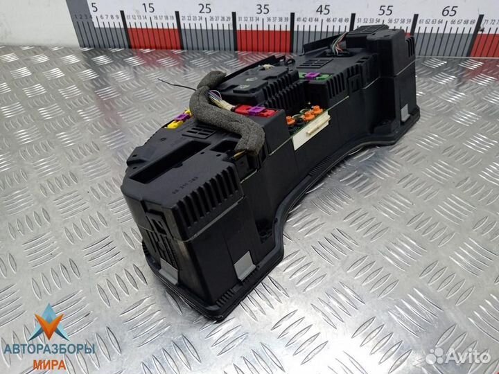 Щиток приборов (приборная панель) Audi A8 D2/4D