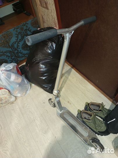 Трюковой самокат зефир lite парк