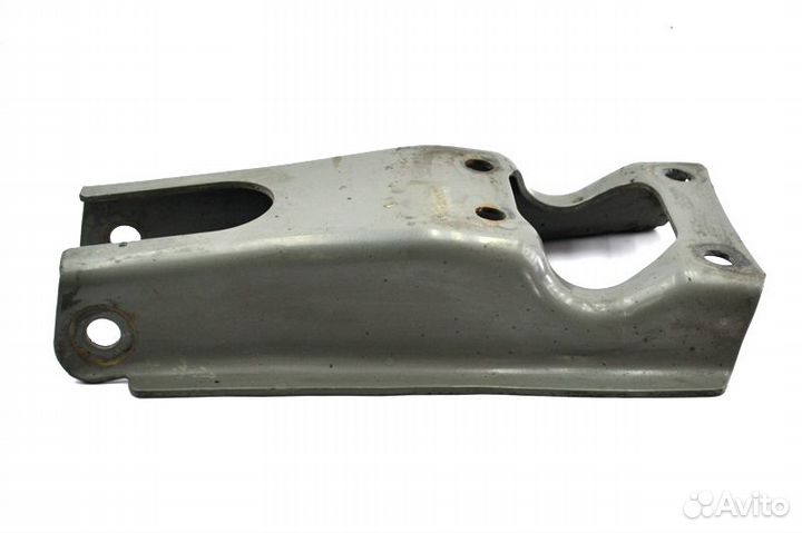 Кронштейн амортизатора переднего моста, верхний ле