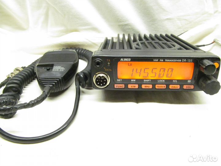 Старинная VHF радиостанция alinco DR-135