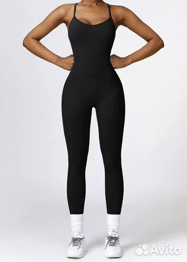 Комбинезон женский спортивный