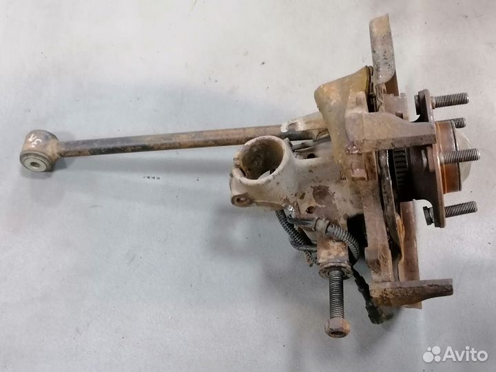 Кулак поворотный задний правый для Dodge Intrepid