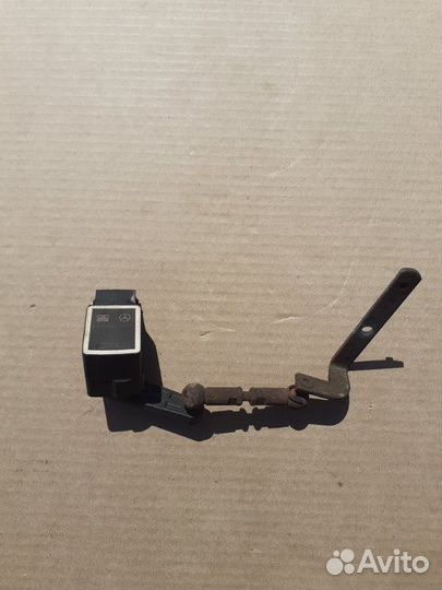 Датчик высоты дорожного просвета Mercedes Benz