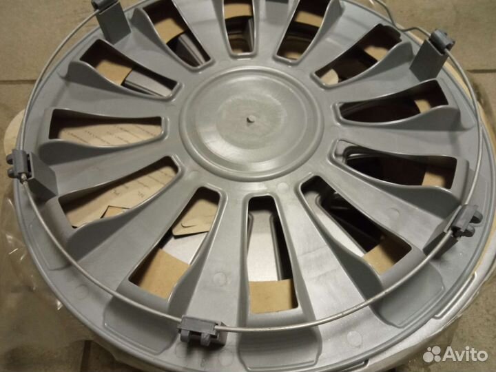 Колпаки на колеса 4шт r 15