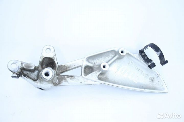 Планка упора для ног правая BMW 46717660154