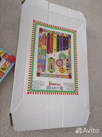 Бизиборд веселая радуга Alatoys