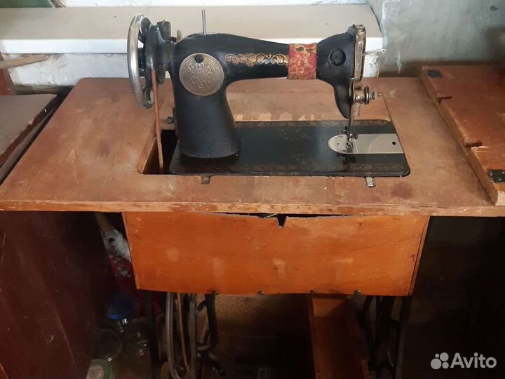 Швейная машина Подольск