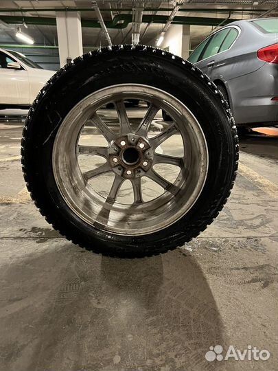 Nokian Tyres Hakkapeliitta 9 225/55 R17