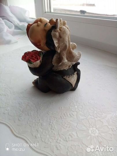 Статуэтки, копилка