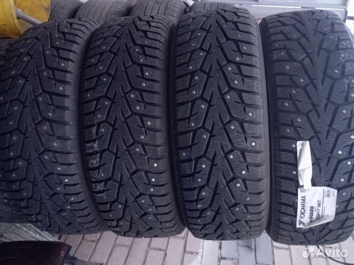 Yokohama Ice Guard IG55 215/55 R17 92T