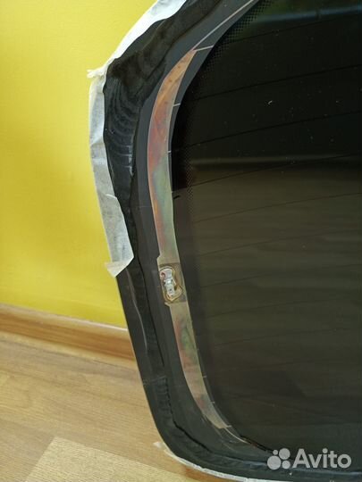 Стекло заднее hyundai Santa Fe 2011